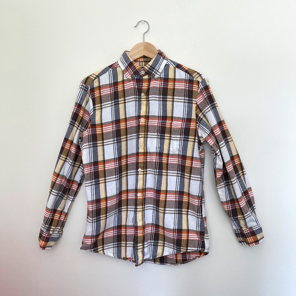 Club Room Men's Plaid Cotton Button Down Shirt. Size: Small